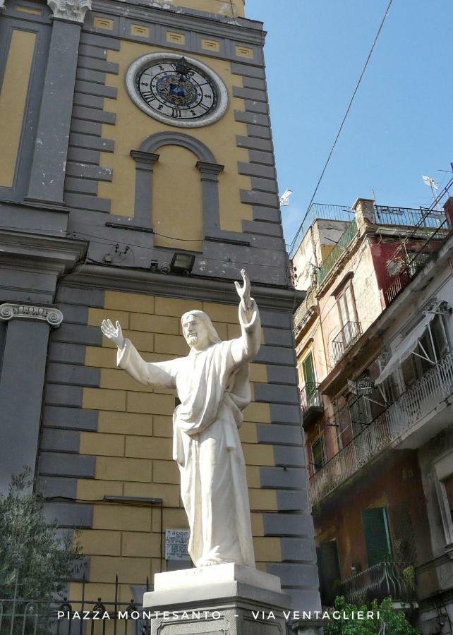 Centro Storico - Fermata Montesanto Hotel Наполи Екстериор снимка