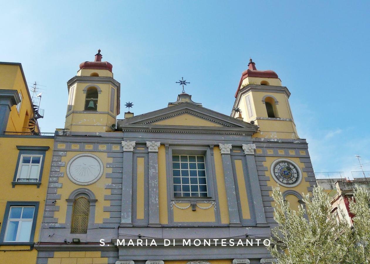 Centro Storico - Fermata Montesanto Hotel Наполи Екстериор снимка